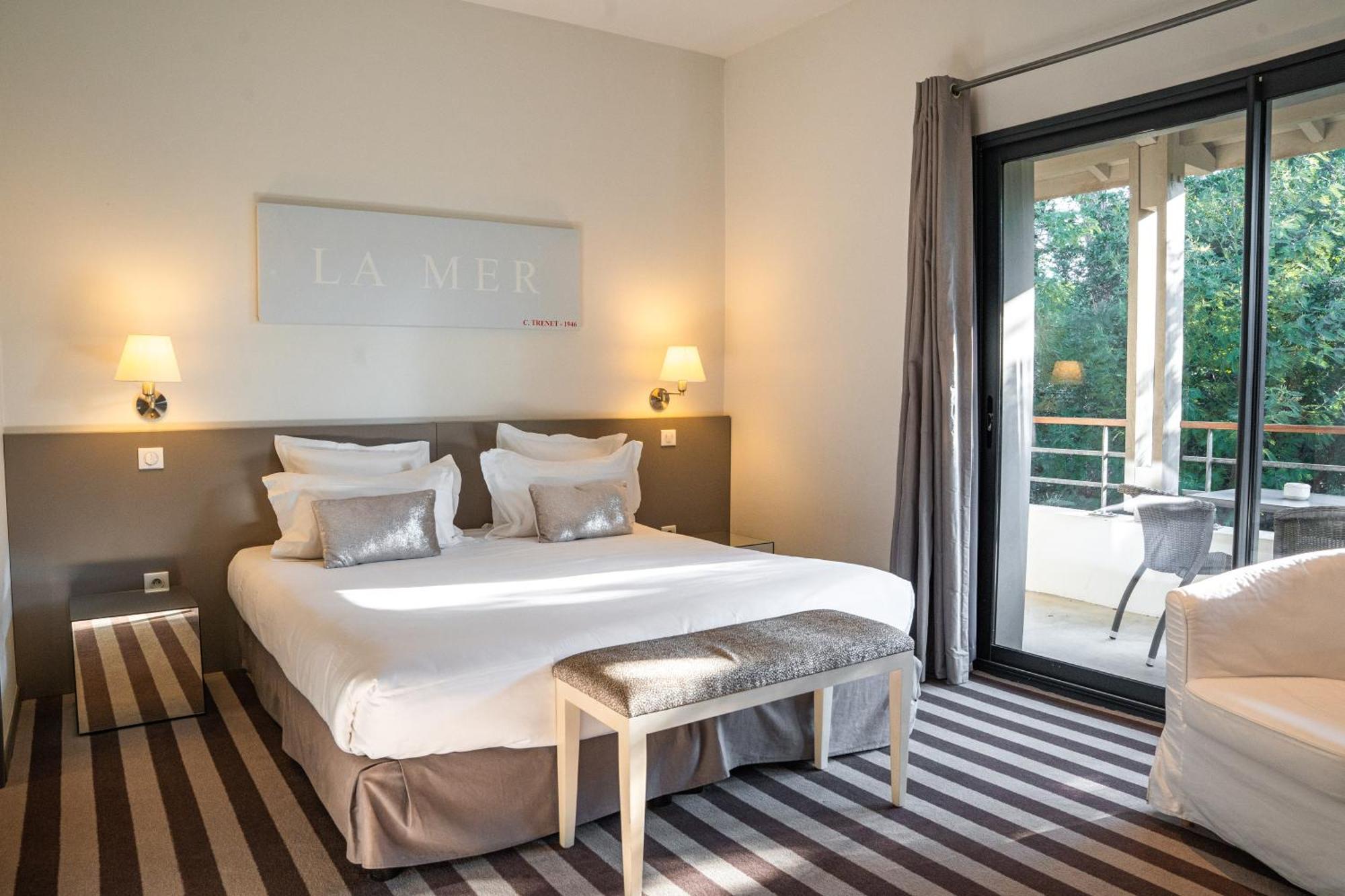 202 Hotel 3*